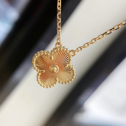 [Ornora Jewelry]CLOVER 15MM LASER NECKLACE