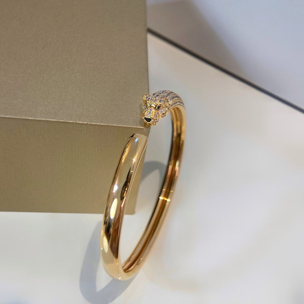 [Ornora Jewelry]PANTHERE HALF DIAMOND OPEN BRACELET