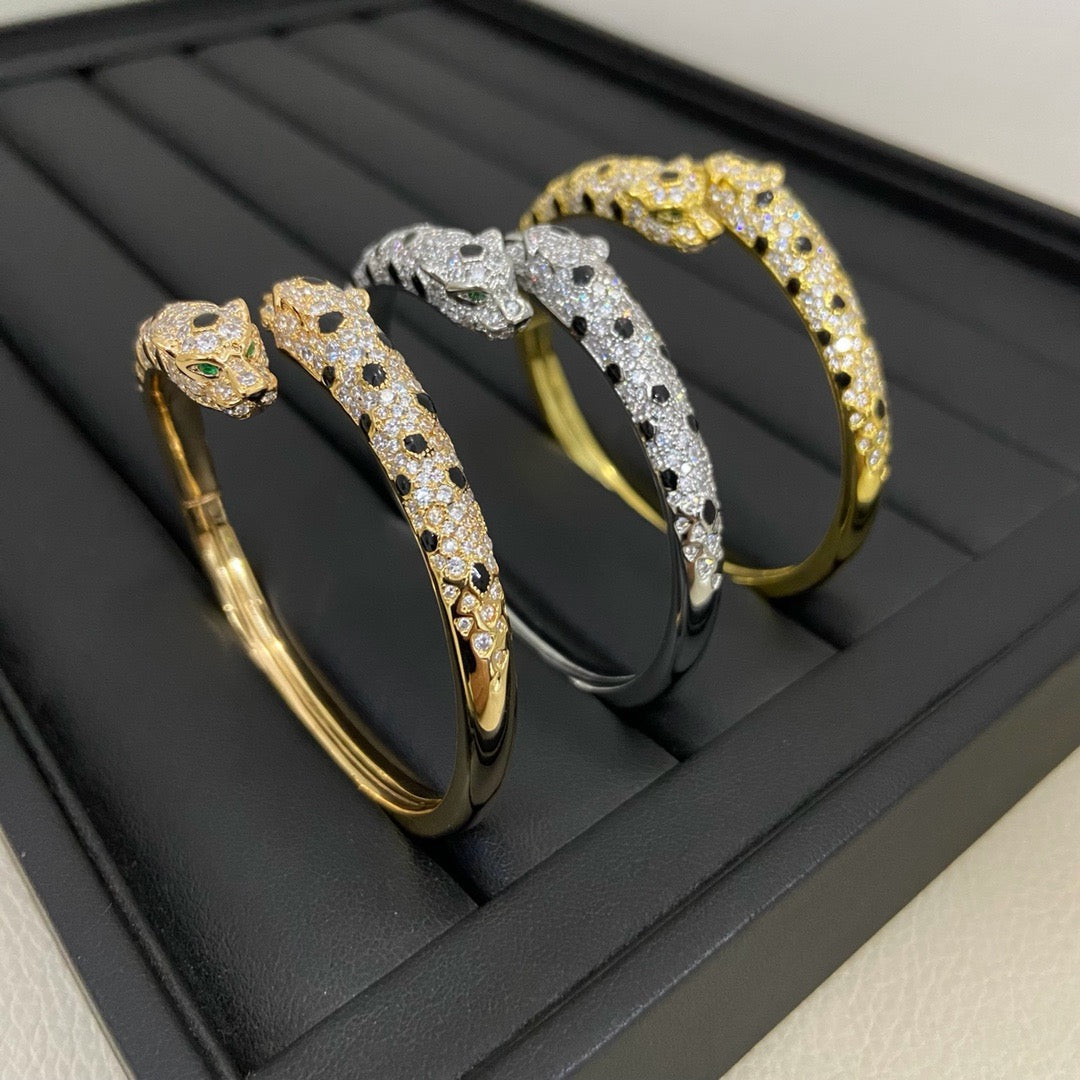 [Ornora Jewelry]PANTHERE DOUBLE HEADED HALF DIAMOND OPEN BRACELET