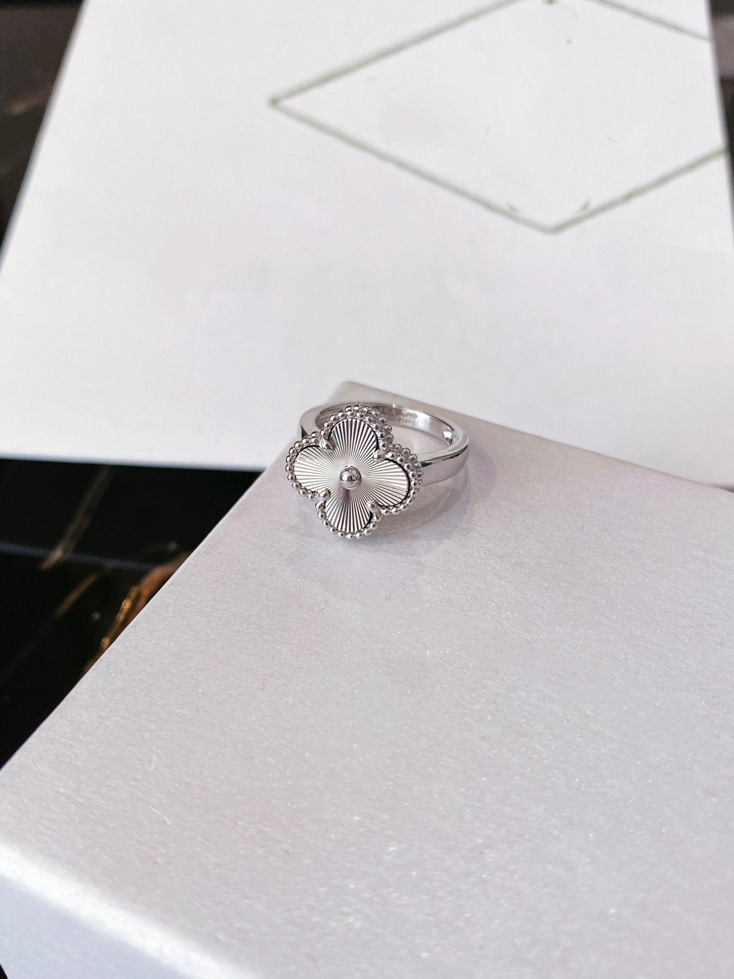 [Ornora Jewelry]CLOVER SILVER RING