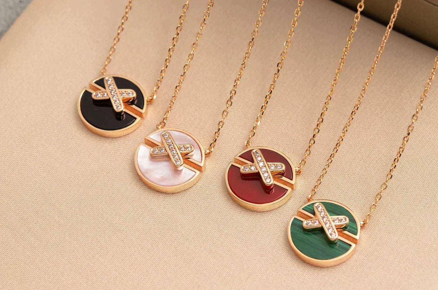 [Ornora Jewelry]JEUX DE ROSE GOLD DIAMOND NECKLACE