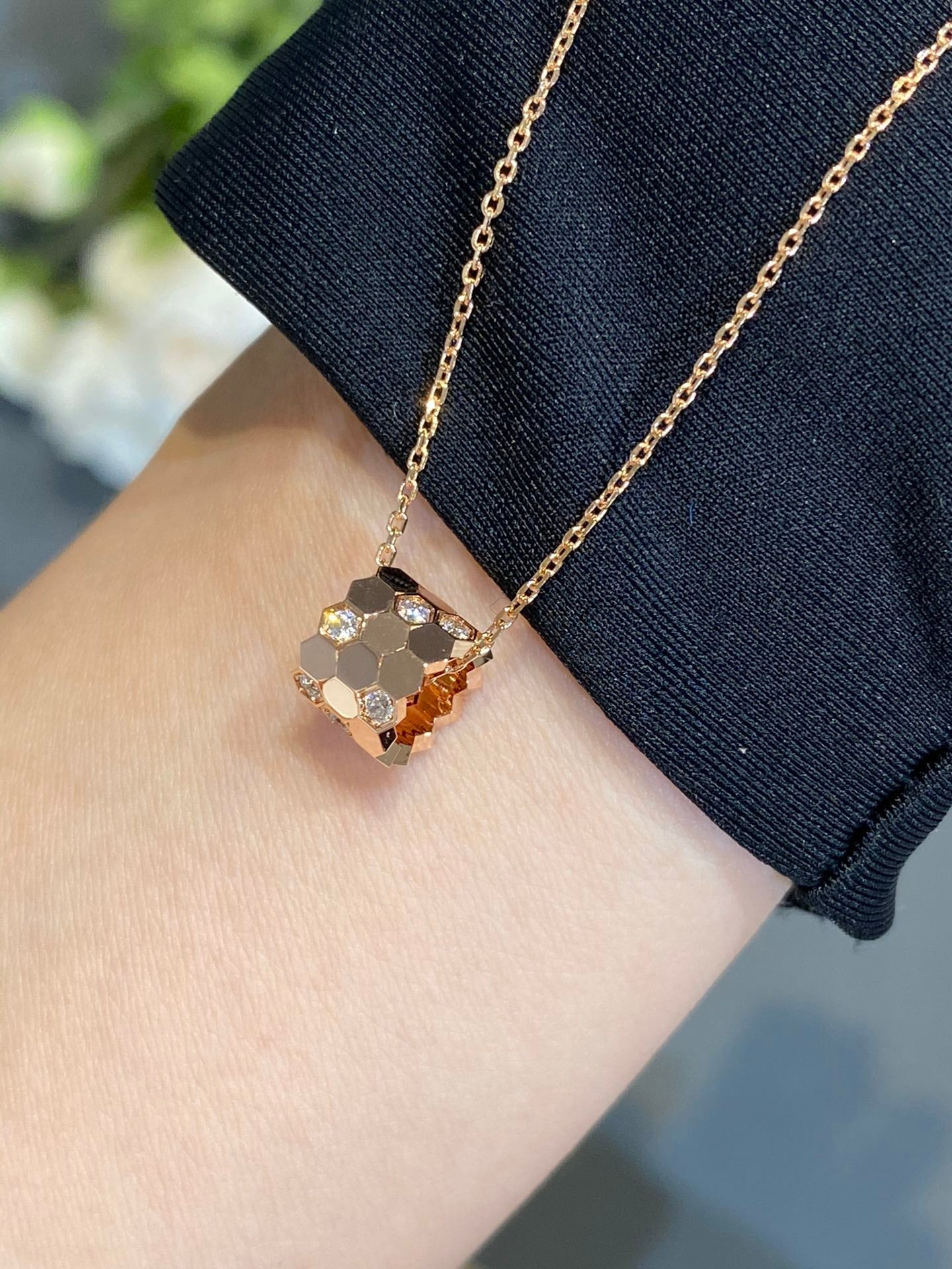 [Ornora Jewelry]BEE LOVE DIAMOND NECKLACE