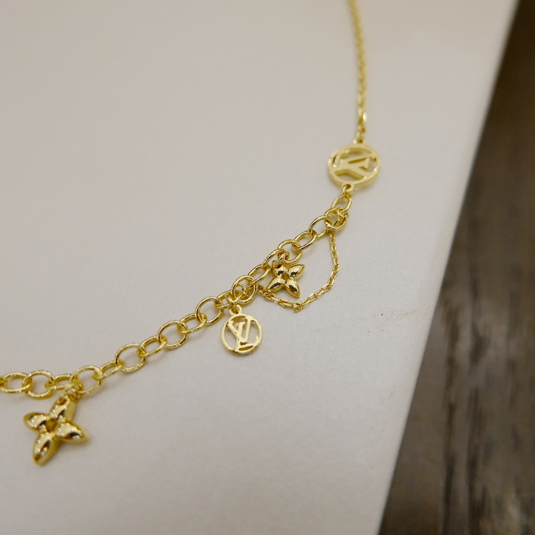 [Ornora Jewelry]BLOOMING SUPPLE NECKLACE BRASS