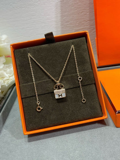 [Ornora Jewelry]H CIRCE MOISSANITE PENDANT NECKLACE GOLD