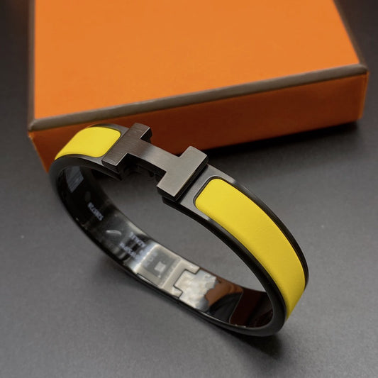 [Ornora Jewelry]CLIC HM SO BLACK YELLOW BRACELET