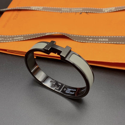 [Ornora Jewelry]CLIC HM SO BLACK GREY BRACELET
