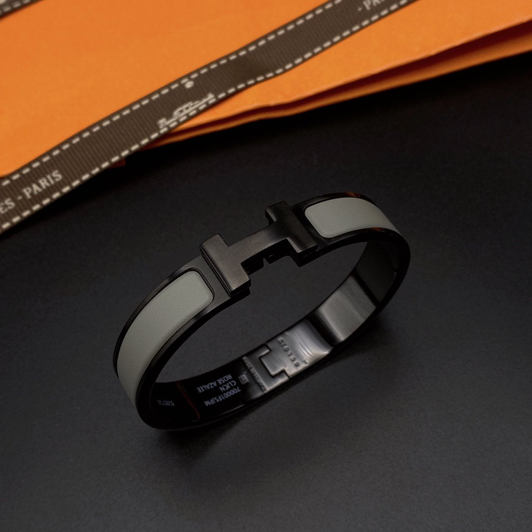 [Ornora Jewelry]CLIC HM SO BLACK GREY BRACELET