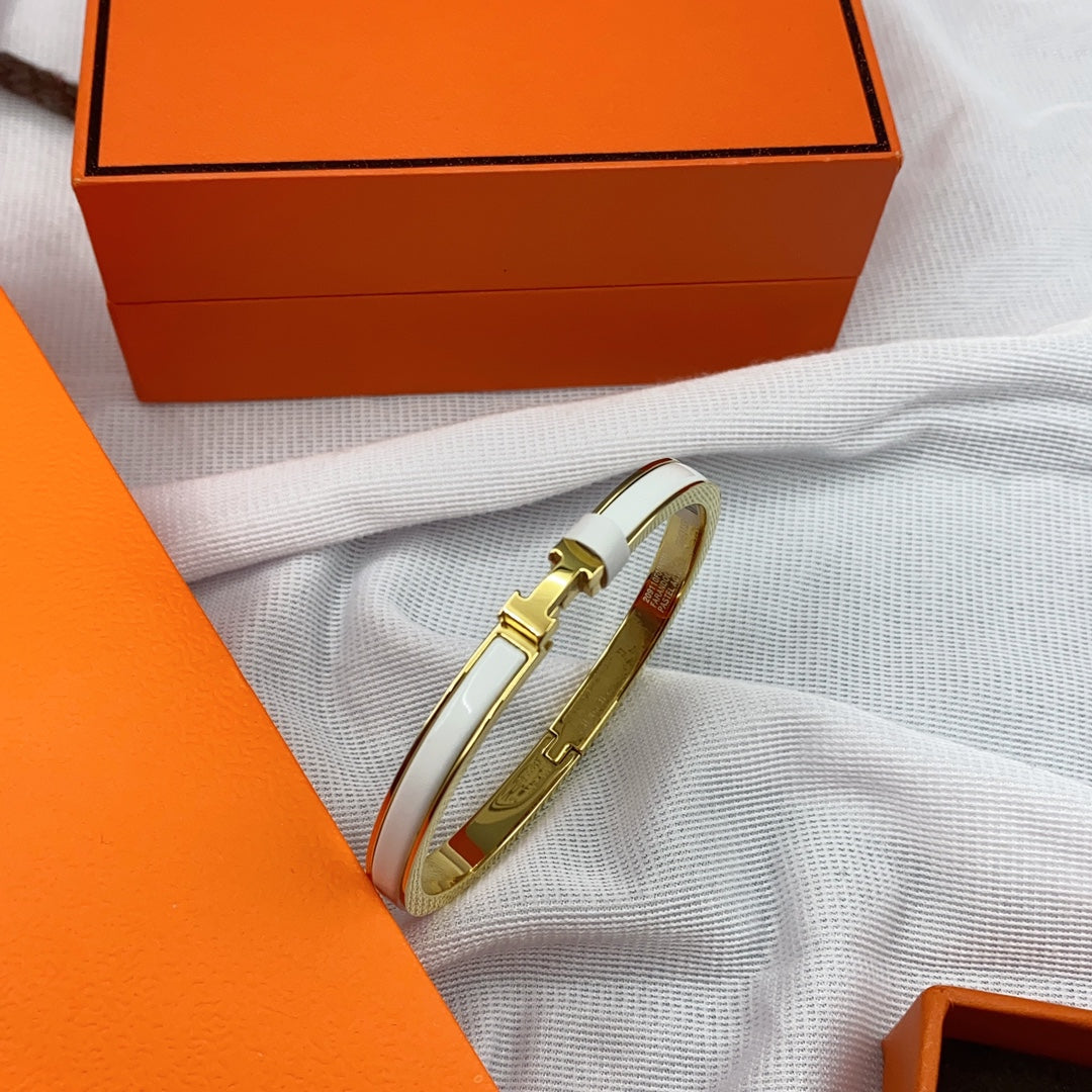 [Ornora Jewelry]CLASSIC HM CLIC WHITE 8MM ENAMEL BRACELET