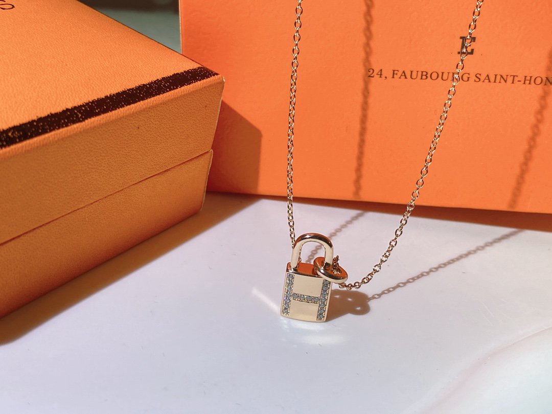 [Ornora Jewelry]HM ADVANCED NICHE LOCK HEAD NECKLACE DIAMONDS