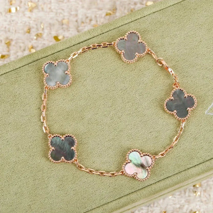 [Ornora Jewelry] CLOVER 5 MOTIF GRAY MOP BRACELET COLLECTION