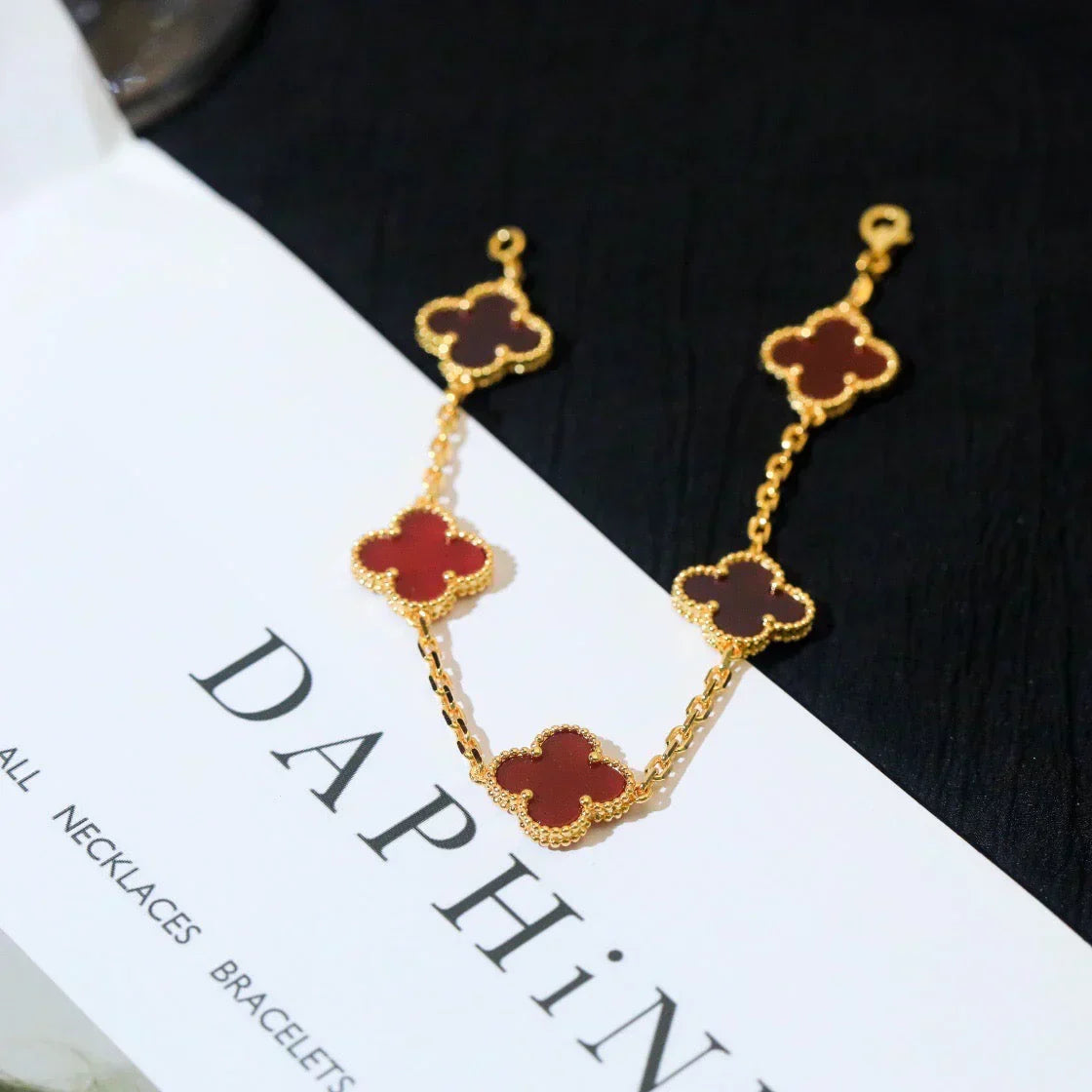 [Ornora Jewelry] CLOVER 5 MOTIF RED CORNELIAN BRACELET COLLECTION