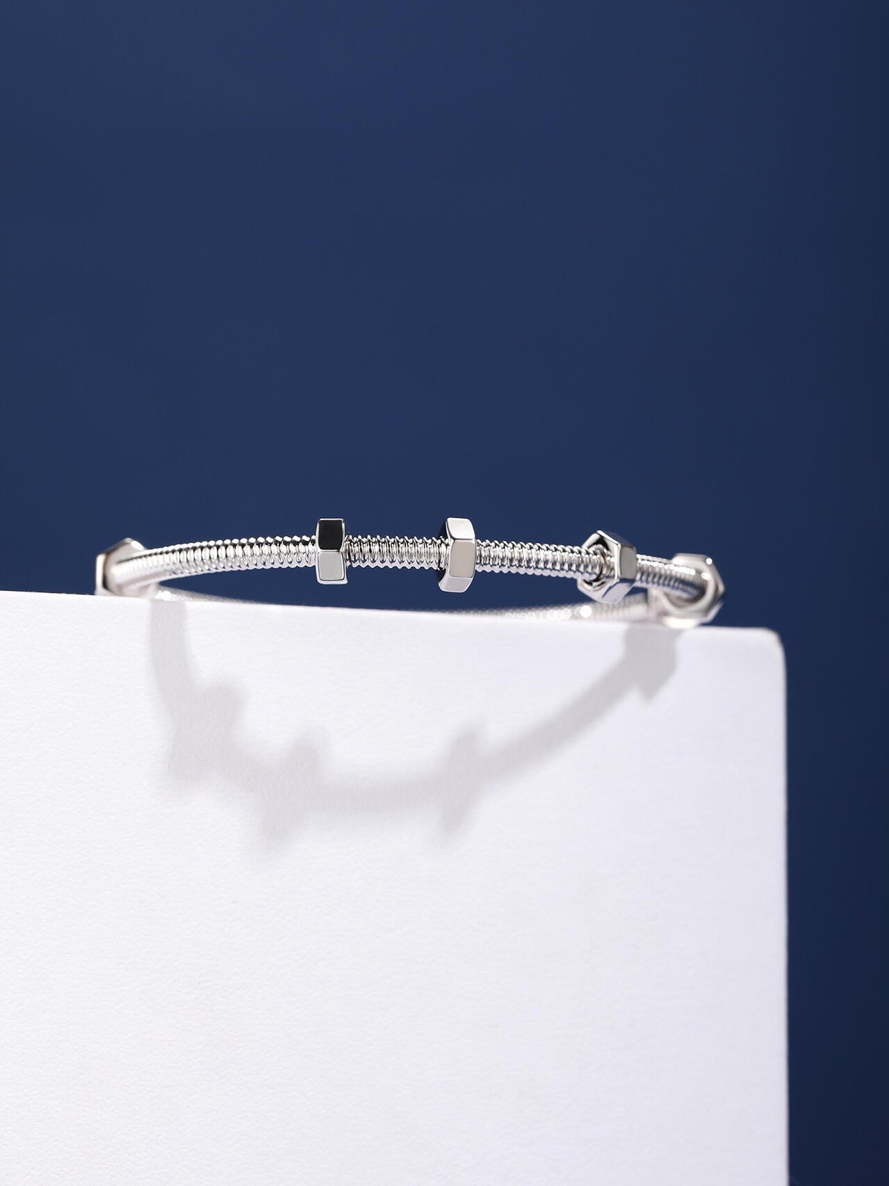 [Ornora Jewelry]CT THREADED BRACELET