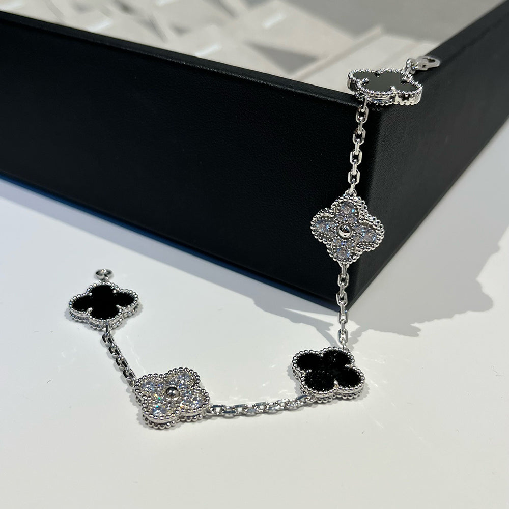 [Ornora Jewelry] CLOVER 5 MOTIF ONYXS BRACELET COLLECTION
