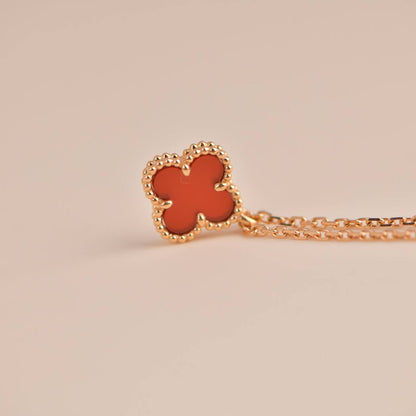 [Ornora Jewelry]CLOVER MINI 9.5MM WHITE CARNELIANS NECKLACE