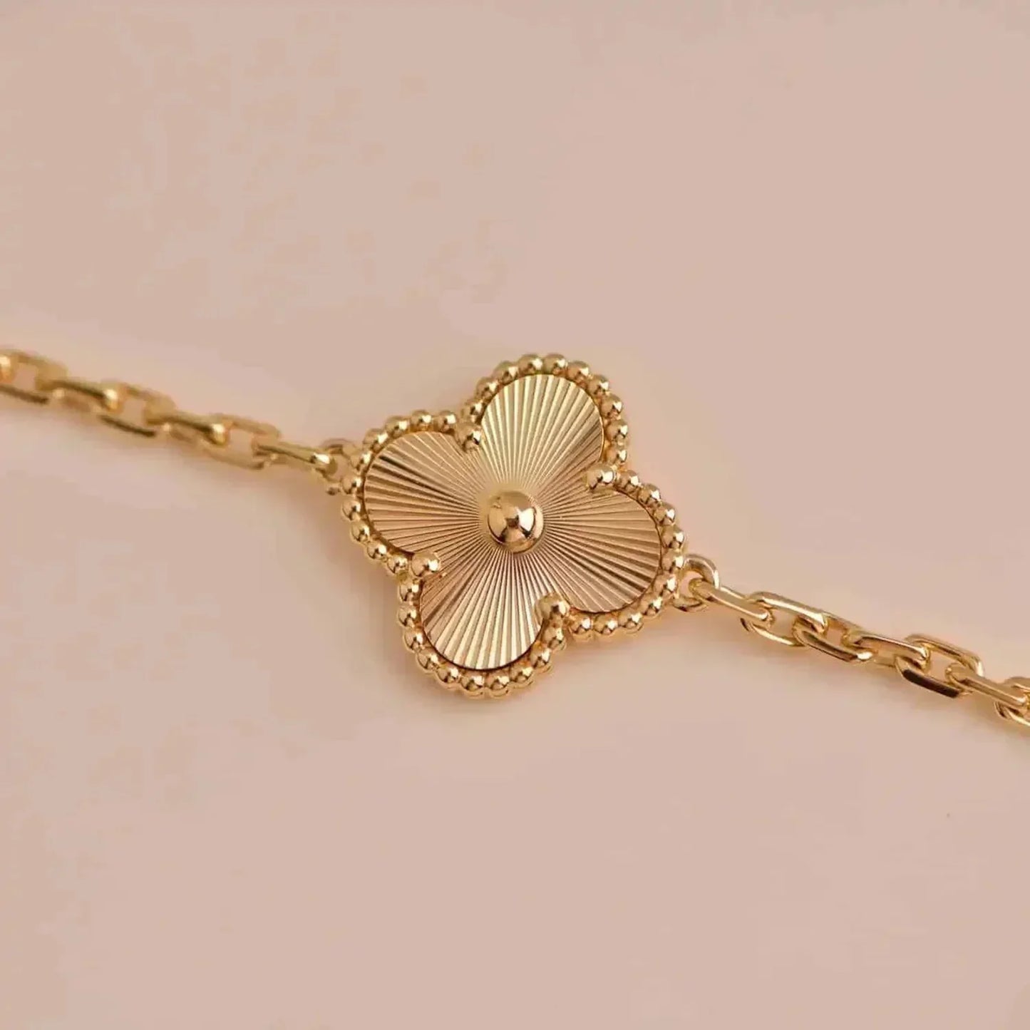 [Ornora Jewelry] CLOVER 5 MOTIF LASER BRACELET COLLECTION