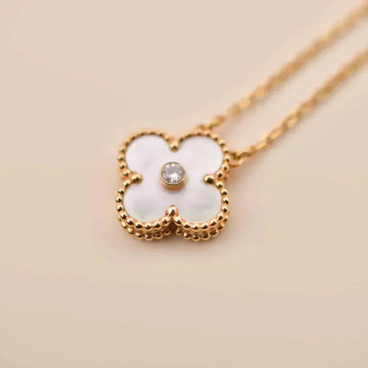 [Ornora Jewelry]CLOVER 15MM DIAMOND WHITE FRITILLARIA NECKLACE