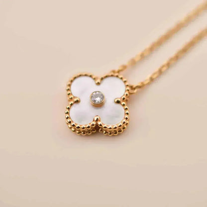[Ornora Jewelry]CLOVER 15MM DIAMOND WHITE FRITILLARIA NECKLACE