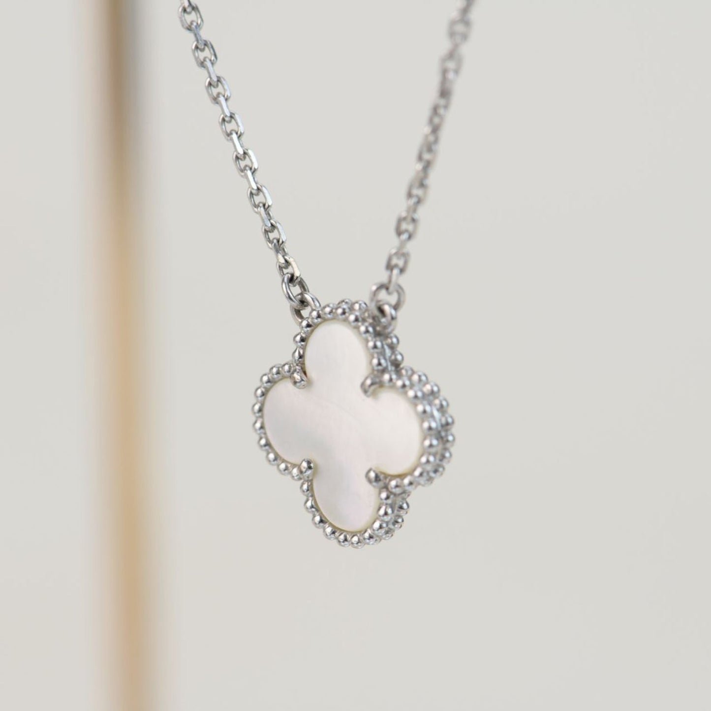 [Ornora Jewelry]CLOVER  15MM WHITE MOTHER-OF-PEARL SILVER