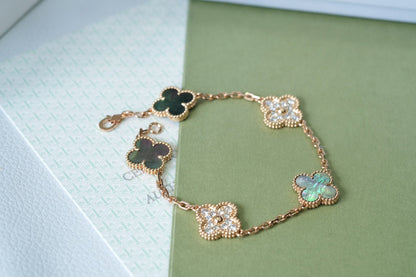 [Ornora Jewelry] CLOVER 5 MOTIF GRAY MOP BRACELET COLLECTION