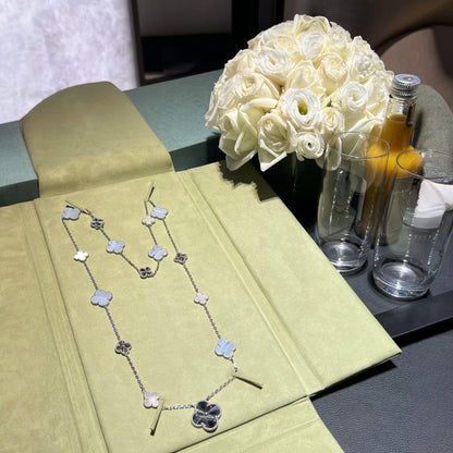 [Ornora Jewelry]DETACHABLE CLOVER 15(11+4) FLOWER SILVER NECKLACE SET