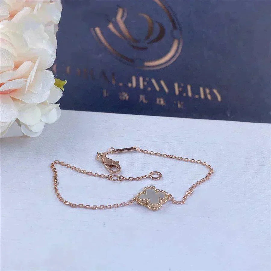 [Ornora Jewelry]CLOVER WHITE MOP SINGLE FLOWER BRACELET