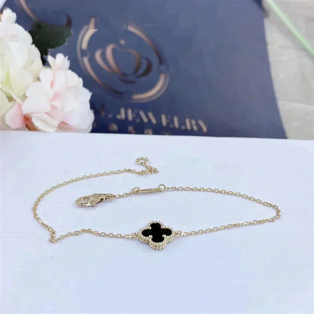 [Ornora Jewelry]CLOVER ONYX SINGLE FLOWER BRACELET