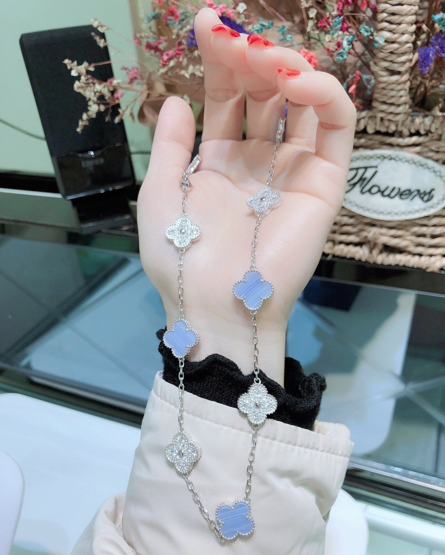 [Ornora Jewelry]CLOVER 10 MOTIFS CHALCEDONY DIAMONDS SILVER NECKLACE