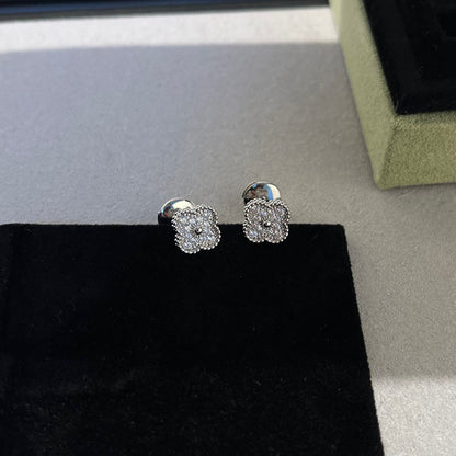 [Ornora Jewelry]CLOVER MINI DIAMOND STUD EARRINGS