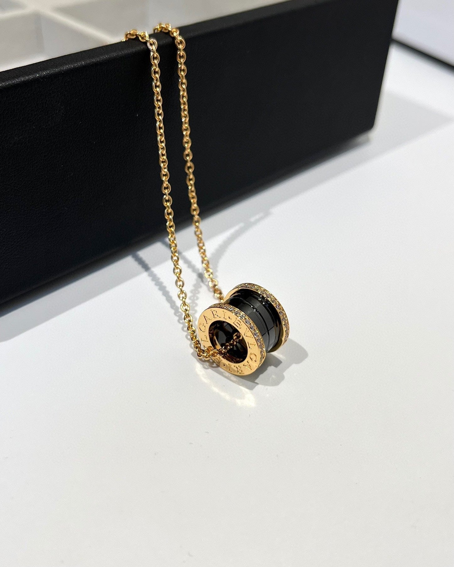 [Ornora Jewelry]ZERO 1 BLACK CERAMIC DIAMOND PINK GOLD NECKLACE